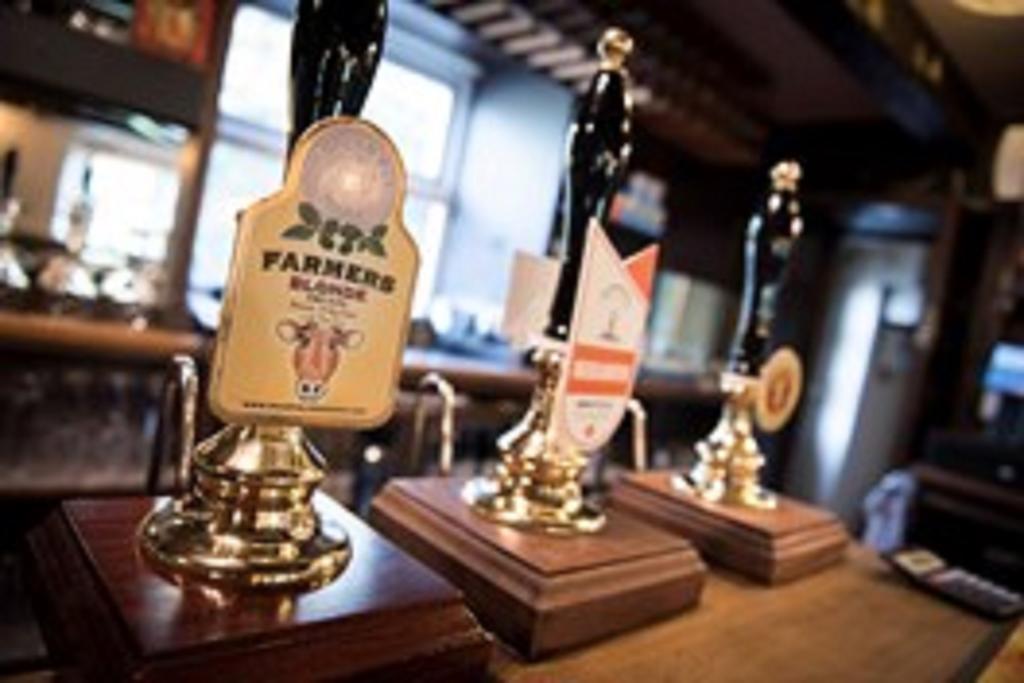 The Red Lion Inn Holmfirth Eksteriør bilde