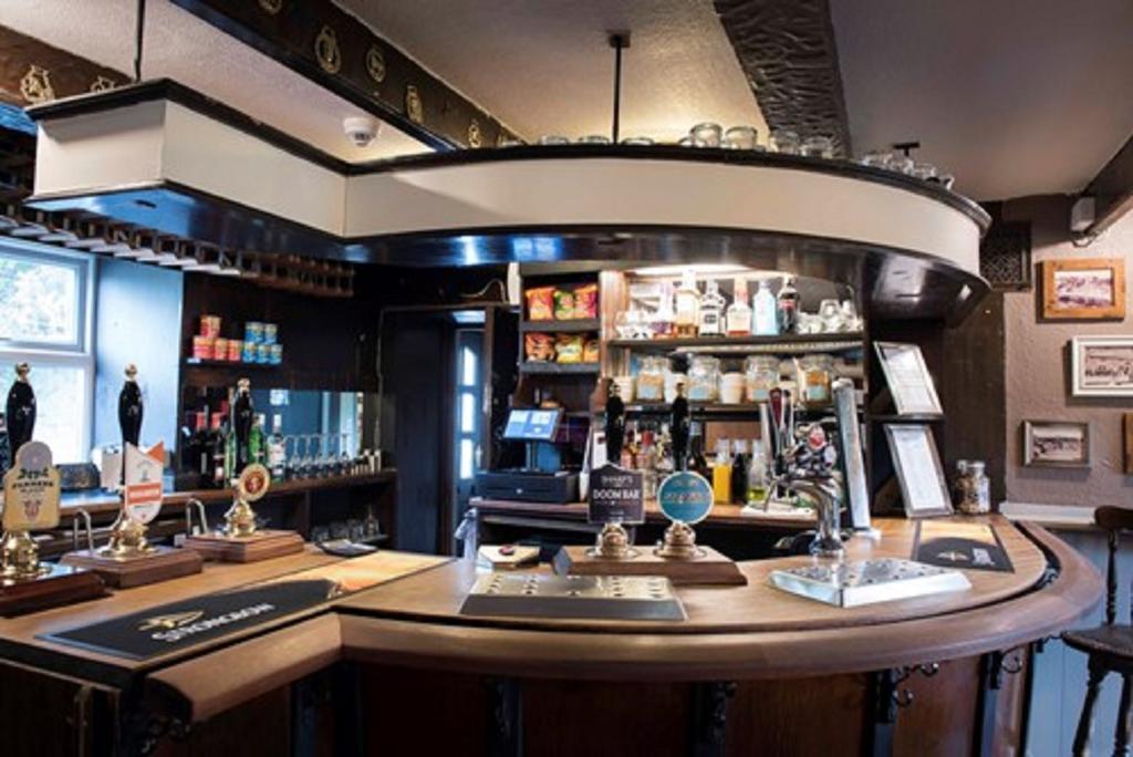 The Red Lion Inn Holmfirth Eksteriør bilde